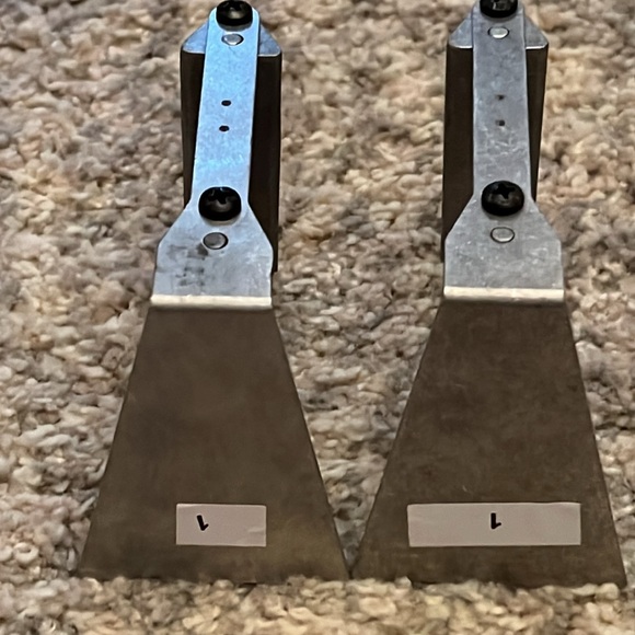 (2) Oakley X Metal Double stands!! - Picture 6 of 6